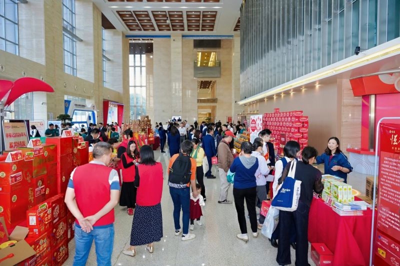 活动现场气氛热烈